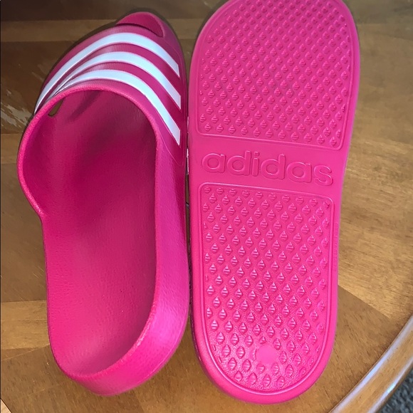 Adidas Adilette Aqua Slides - Picture 9 of 9